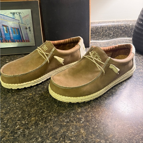 Hey Dude Wally Recycled Leather Slip ons - Picture 1 of 12